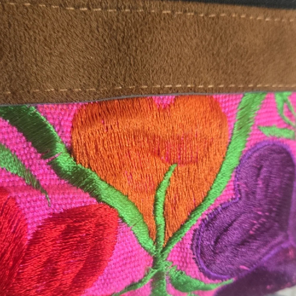 Embroidered Floral Crossbody Bag - Picture 2 of 13